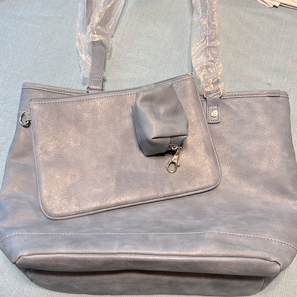 Thirty-One shoulder bag, zipper pouch, and coin purse - Picture 15 of 16